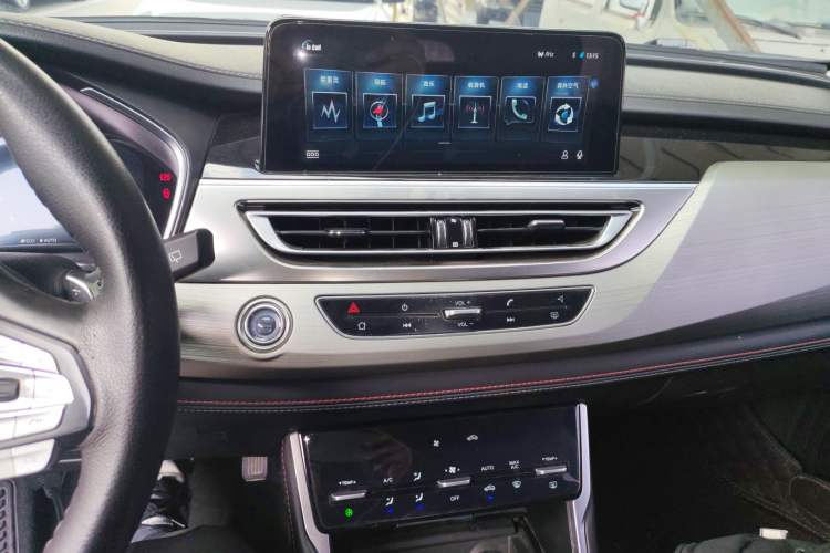 Used CHANGAN CS75 New Energy 2018 1.5T PHEV Progressive Trim Audio And AC Panel
