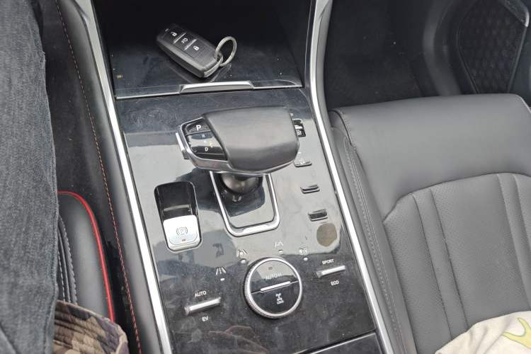Used CHANGAN CS75 New Energy 2018 1.5T PHEV Progressive Trim Gear Lever