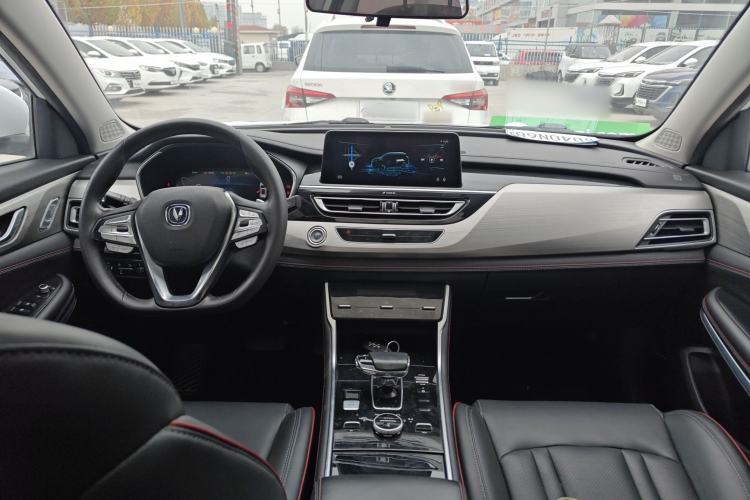 Used CHANGAN CS75 New Energy 2018 1.5T PHEV Progressive Trim Interior 2