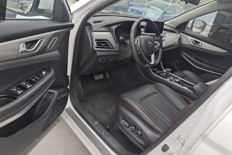 Used CHANGAN CS75 New Energy 2018 1.5T PHEV Progressive Trim Interior 3