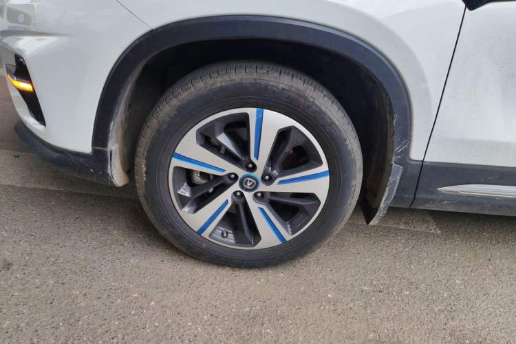 Used CHANGAN CS75 New Energy 2018 1.5T PHEV Progressive Trim Left Front Wheel Hub