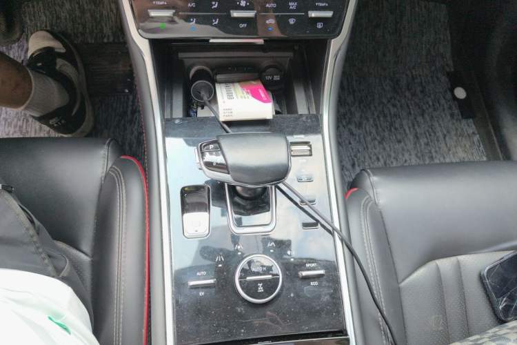 Used CHANGAN CS75 New Energy 2018 1.5T PHEV Progressive Trim Gear Lever