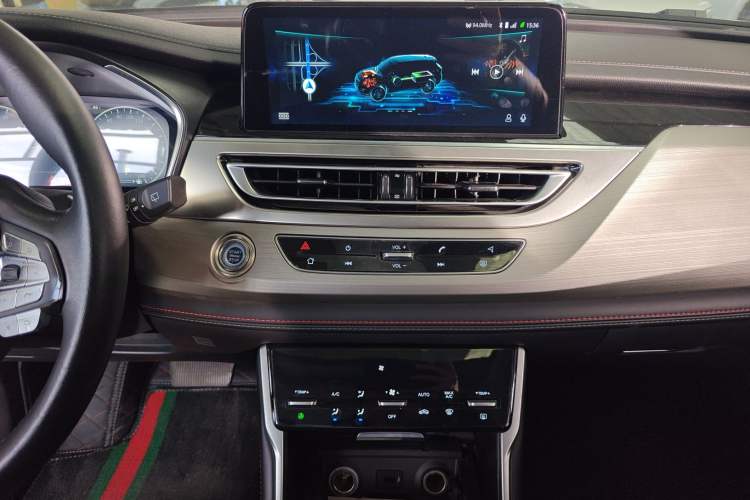 Used CHANGAN CS75 New Energy 2018 1.5T PHEV Progressive Trim Audio And AC Panel