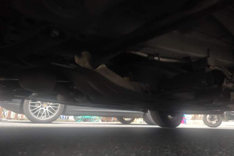Used CHANGAN CS75 New Energy 2018 1.5T PHEV Navigation Model Chassis Front Left