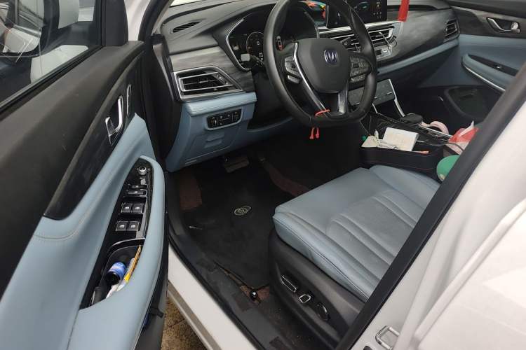 Used CHANGAN CS75 New Energy 2018 1.5T PHEV Navigation Model Driver Seat