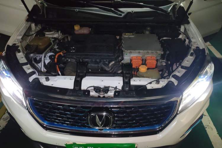 Used CHANGAN CS75 New Energy 2018 1.5T PHEV Navigation Model Engine Bay