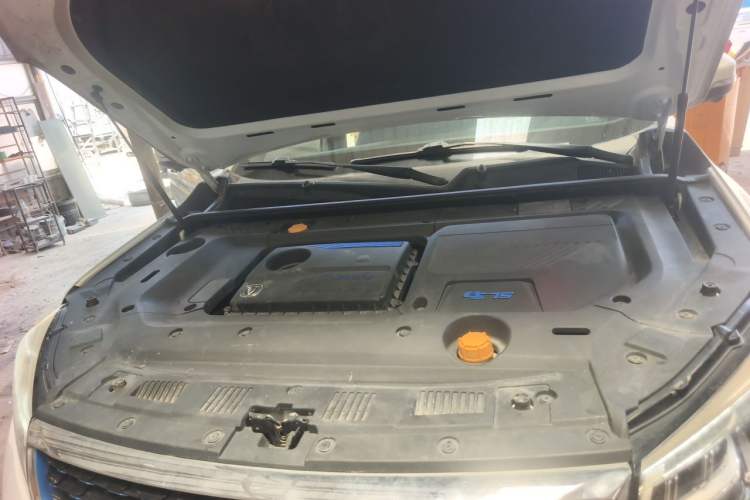 Used CHANGAN CS75 New Energy 2018 1.5T PHEV Navigation Model Engine Bay