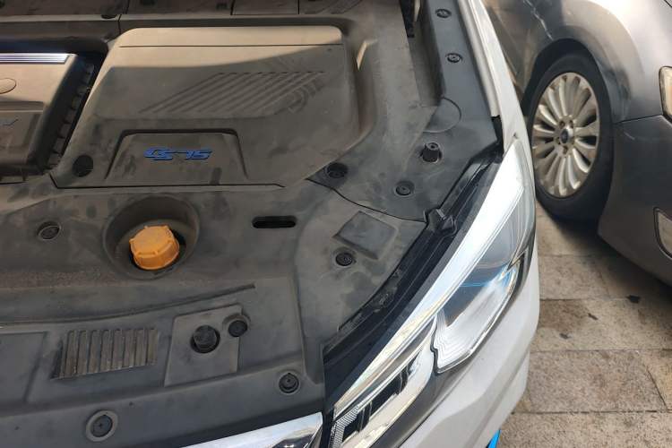 Used CHANGAN CS75 New Energy 2018 1.5T PHEV Navigation Model Engine Bay Left