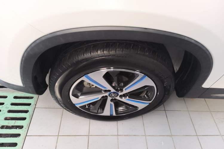 Used CHANGAN CS75 New Energy 2018 1.5T PHEV Elite Model Left Front Wheel Hub