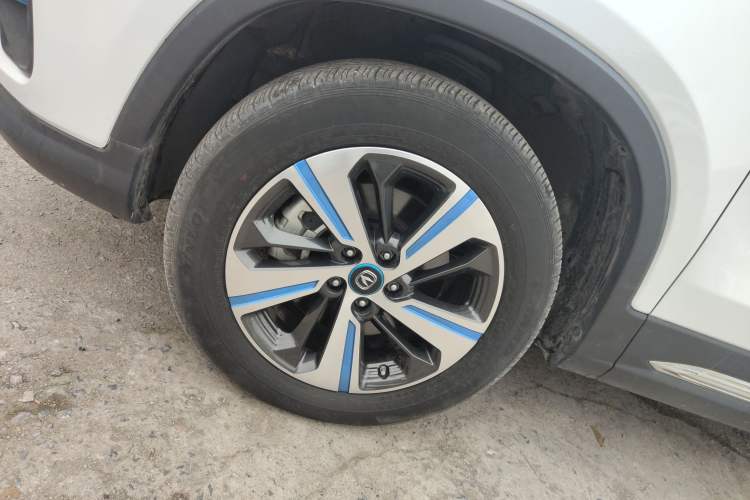Used CHANGAN CS75 New Energy 2018 1.5T PHEV Elite Model Left Front Wheel Hub