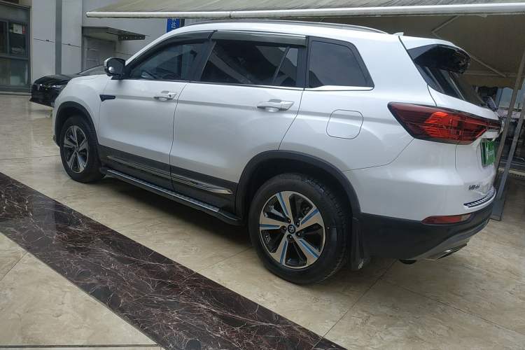 Used CHANGAN CS75 New Energy 2018 1.5T PHEV Navigation Model Left Side