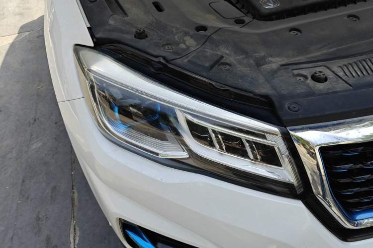 Used CHANGAN CS75 New Energy 2018 1.5T PHEV Navigation Model Right Front Headlight