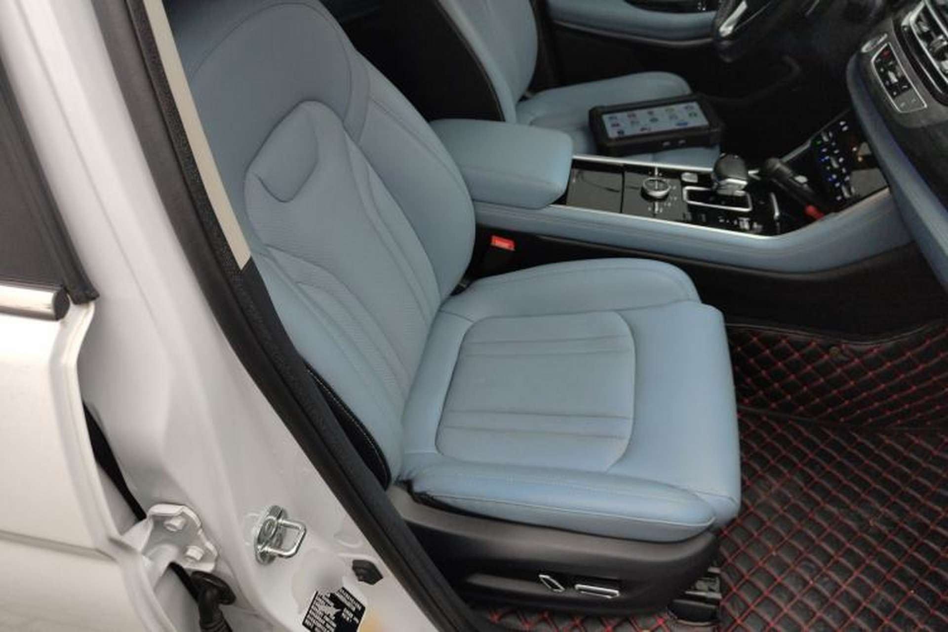 Used CHANGAN CS75 New Energy 2018 1.5T PHEV Elite Model Right Front Seat