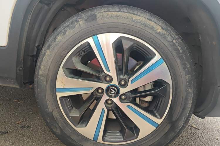 Used CHANGAN CS75 New Energy 2018 1.5T PHEV Progressive Trim Right Front Wheel Hub