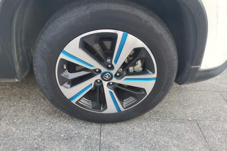 Used CHANGAN CS75 New Energy 2018 1.5T PHEV Progressive Trim Right Front Wheel Hub