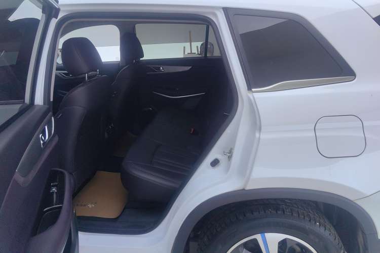 Used CHANGAN CS75 New Energy 2018 1.5T PHEV Navigation Model Right Rear Seat