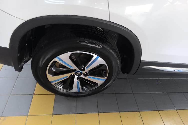 Used CHANGAN CS75 New Energy 2018 1.5T PHEV Elite Model Right Rear Wheel Hub