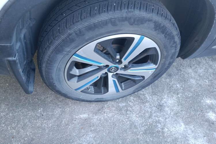 Used CHANGAN CS75 New Energy 2018 1.5T PHEV Elite Model Right Rear Wheel Hub