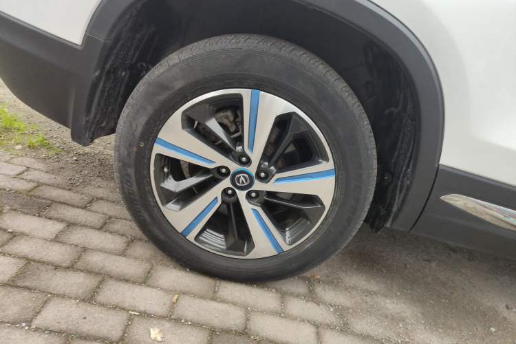 Used CHANGAN CS75 New Energy 2018 1.5T PHEV Elite Model Right Rear Wheel Hub