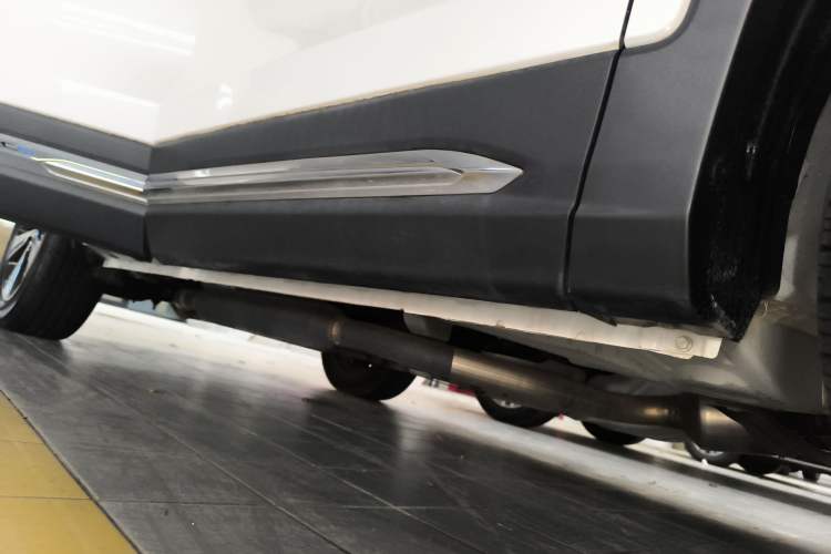 Used CHANGAN CS75 New Energy 2018 1.5T PHEV Elite Model Right Side Sill