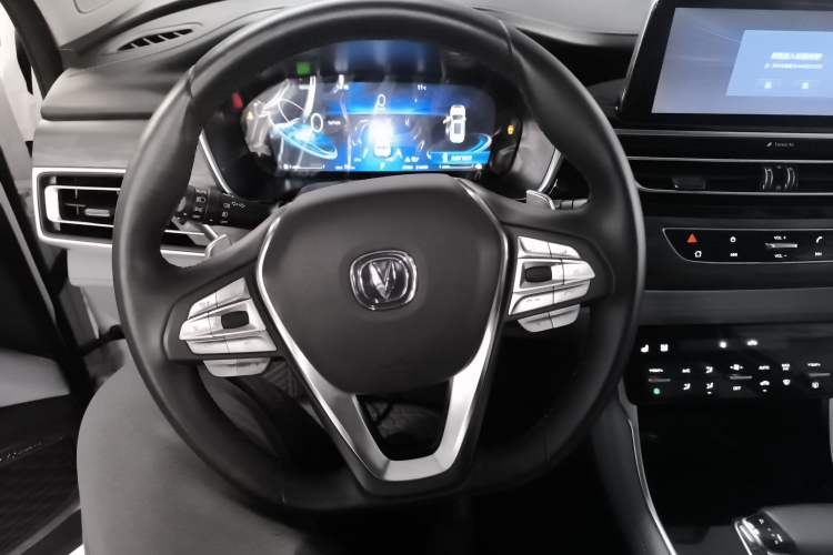 Used CHANGAN CS75 New Energy 2018 1.5T PHEV Elite Model Steering Wheel