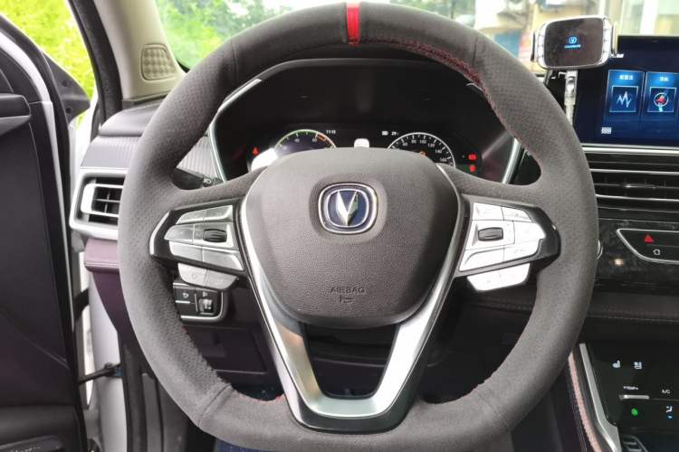 Used CHANGAN CS75 New Energy 2018 1.5T PHEV Navigation Model Steering Wheel