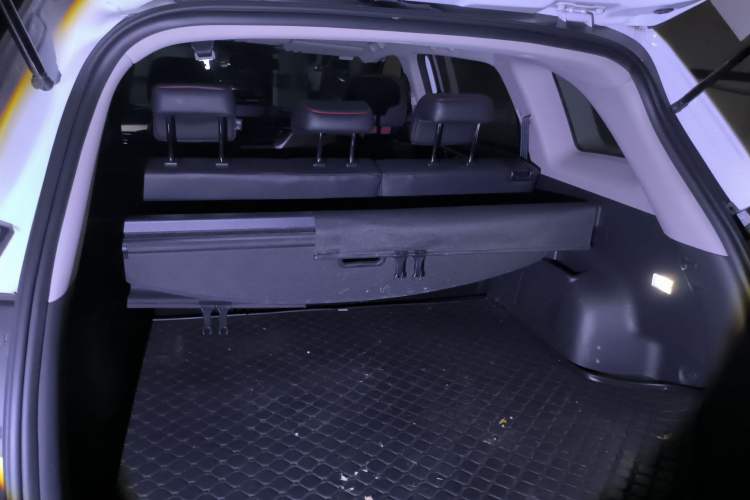 Used CHANGAN CS75 New Energy 2018 1.5T PHEV Progressive Trim Trunk