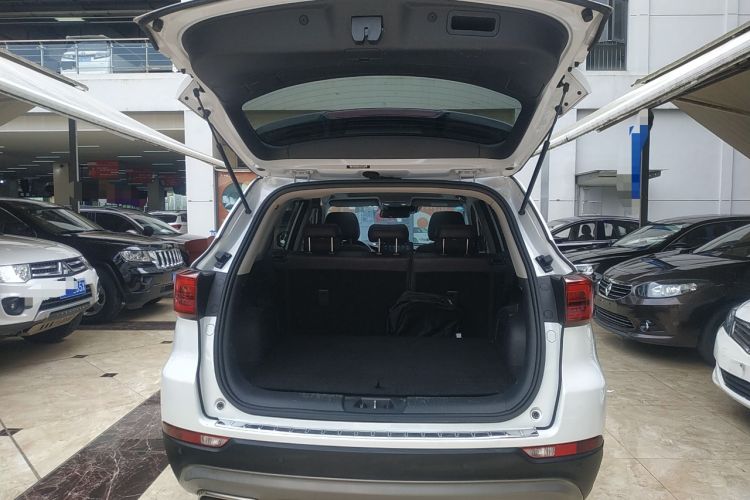 Used CHANGAN CS75 New Energy 2018 1.5T PHEV Navigation Model Trunk