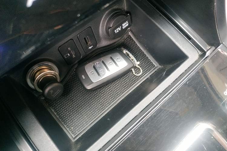 Used CHANGAN CS75 New Energy 2018 1.5T PHEV Navigation Model Vehicle Key