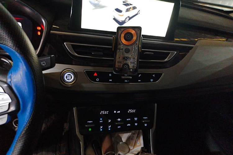 Used CHANGAN CS75 New Energy 2020 1.5T PHEV Ambition Model Audio And AC Panel