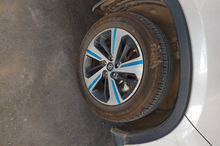 Used CHANGAN CS75 New Energy 2020 1.5T PHEV Ambition Model Right Front Wheel Hub