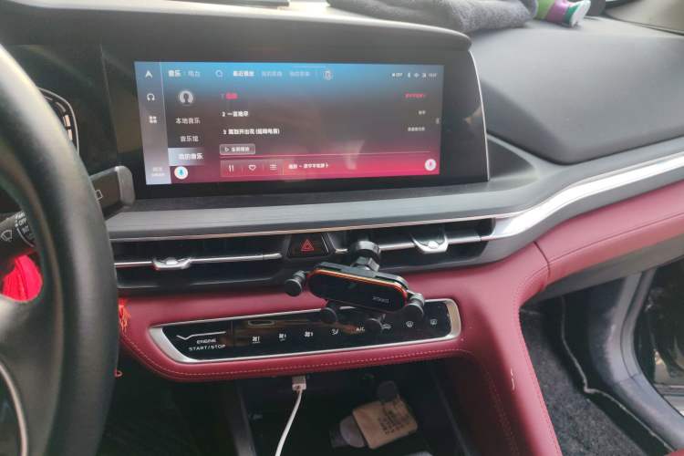 Used CHANGAN CS75 PLUS 2020 1.5T Automatic Luxury Version Audio And AC Panel