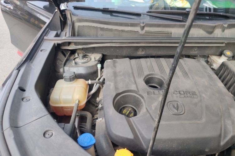 Used CHANGAN CS75 PLUS 2020 1.5T Automatic Luxury Version Engine Bay Right