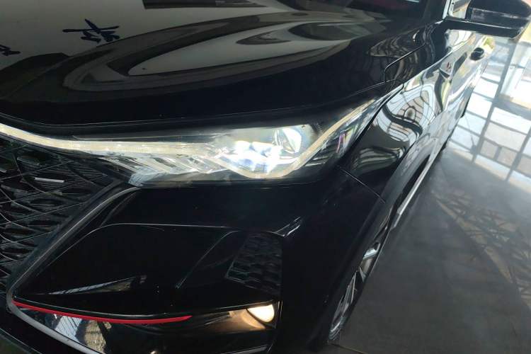Used CHANGAN CS75 PLUS 2020 2.0T Automatic Flagship Edition Left Front Headlight