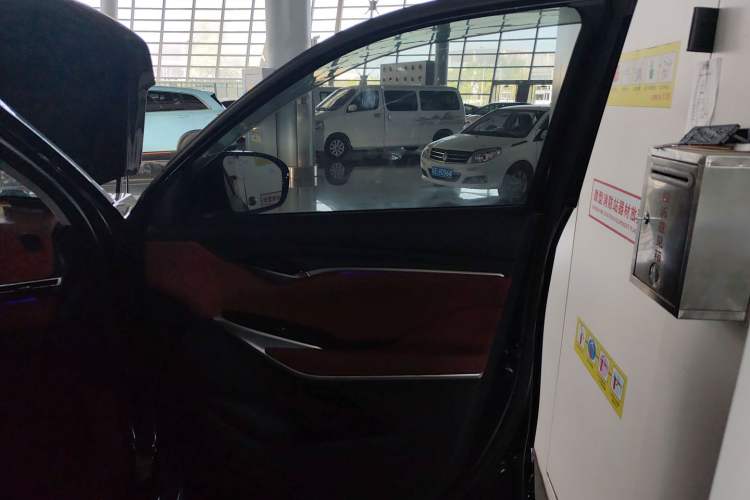 Used CHANGAN CS75 PLUS 2020 2.0T Automatic Flagship Edition Right Front Door Interior