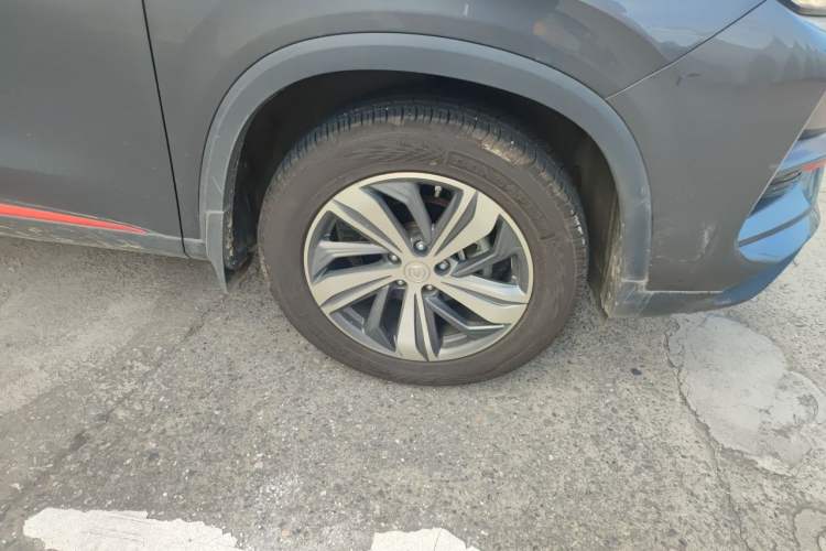 Used CHANGAN CS75 PLUS 2020 1.5T Automatic Prestige Edition Right Front Wheel Hub