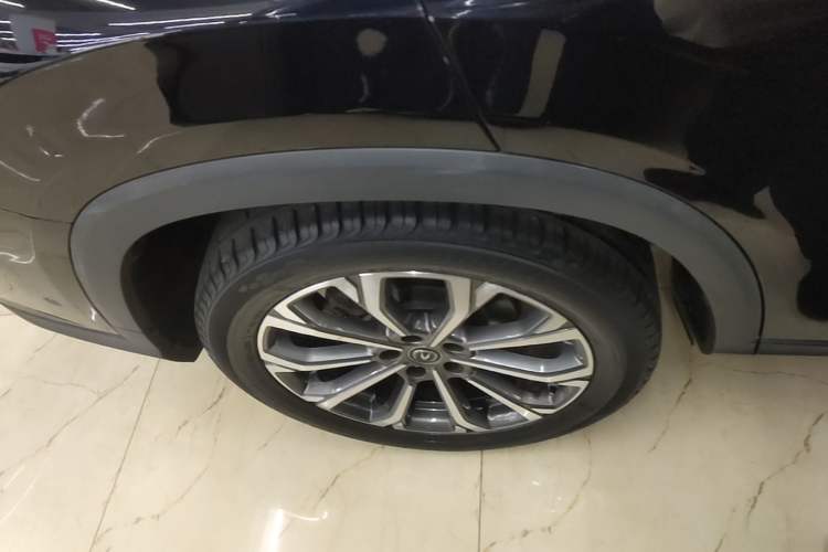 Used CHANGAN CS75 PLUS 2020 2.0T Automatic Flagship Edition Right Rear Wheel Hub