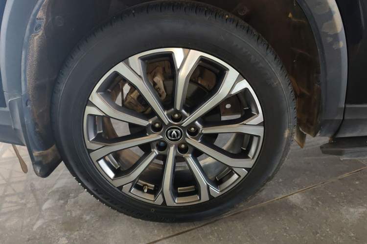 Used CHANGAN CS75 PLUS 2020 2.0T Automatic Flagship Edition Right Rear Wheel Hub