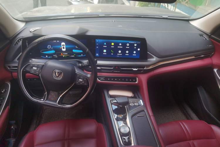 Used CHANGAN CS75 PLUS 2020 2.0T Automatic Flagship Edition Center Console