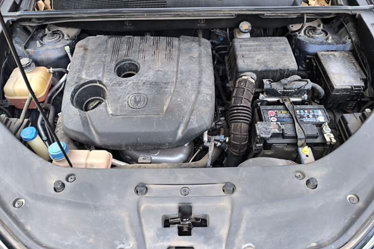 Used CHANGAN CS75 PLUS 2020 1.5T Automatic Luxury Version Engine Bay