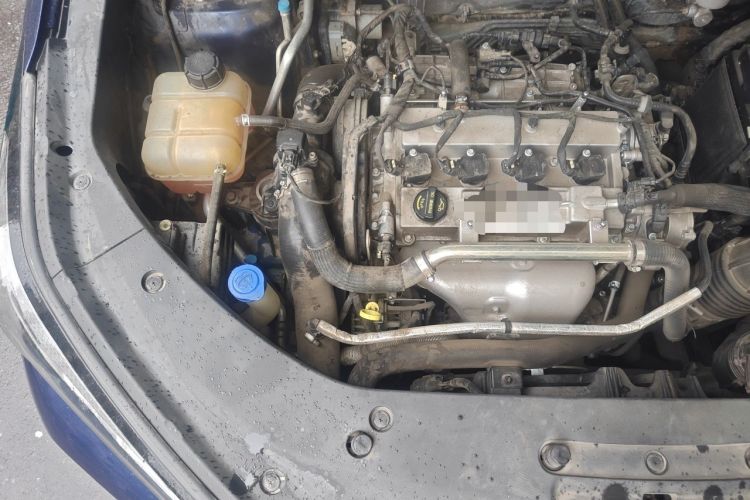 Used CHANGAN CS75 PLUS 2020 2.0T Automatic Flagship Edition Engine Bay Right