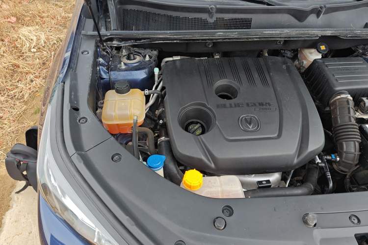 Used CHANGAN CS75 PLUS 2020 1.5T Automatic Prestige Edition Engine Bay Right