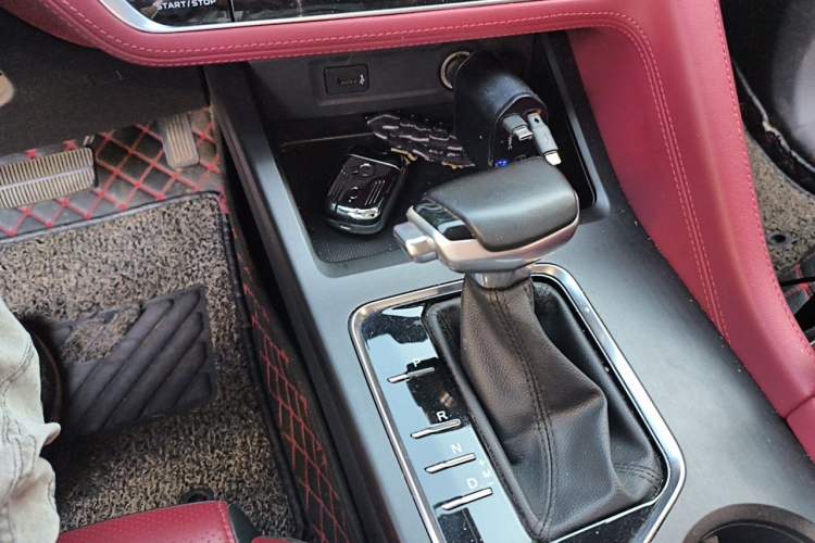 Used CHANGAN CS75 PLUS 2020 1.5T Automatic Luxury Version Gear Lever