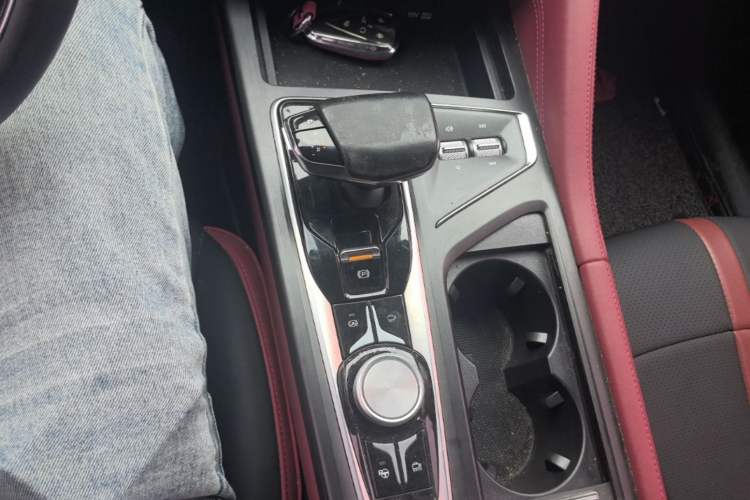Used CHANGAN CS75 PLUS 2020 2.0T Automatic Flagship Edition Gear Lever
