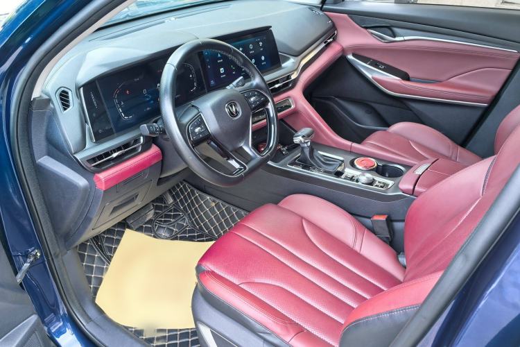 Used CHANGAN CS75 PLUS 2020 1.5T Automatic Luxury Version Interior 2