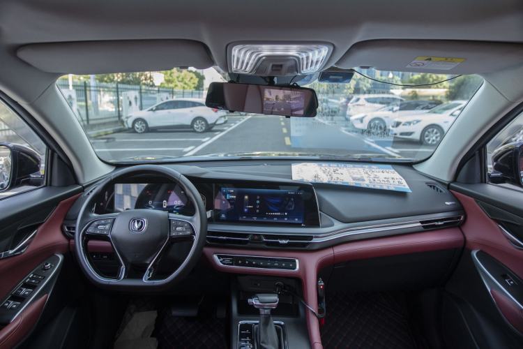 Used CHANGAN CS75 PLUS 2020 1.5T Automatic Prestige Edition Interior 2