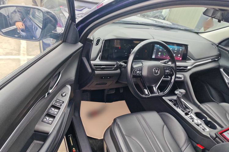 Used CHANGAN CS75 PLUS 2020 1.5T Automatic Prestige Edition Interior 3