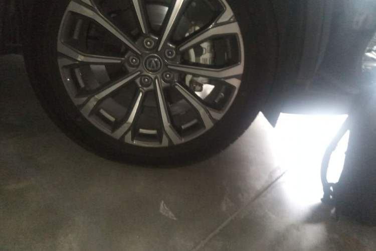 Used CHANGAN CS75 PLUS 2020 2.0T Automatic Pilot Version Right Front Wheel Hub