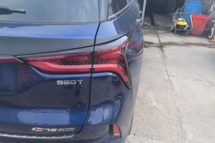 Used CHANGAN CS75 PLUS 2020 2.0T Automatic Flagship Edition Right Rear Taillight