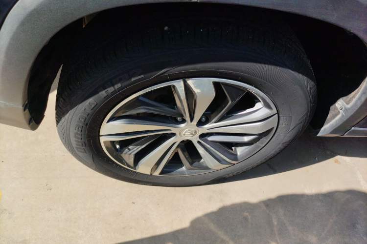 Used CHANGAN CS75 PLUS 2020 1.5T Automatic Luxury Version Right Rear Wheel Hub
